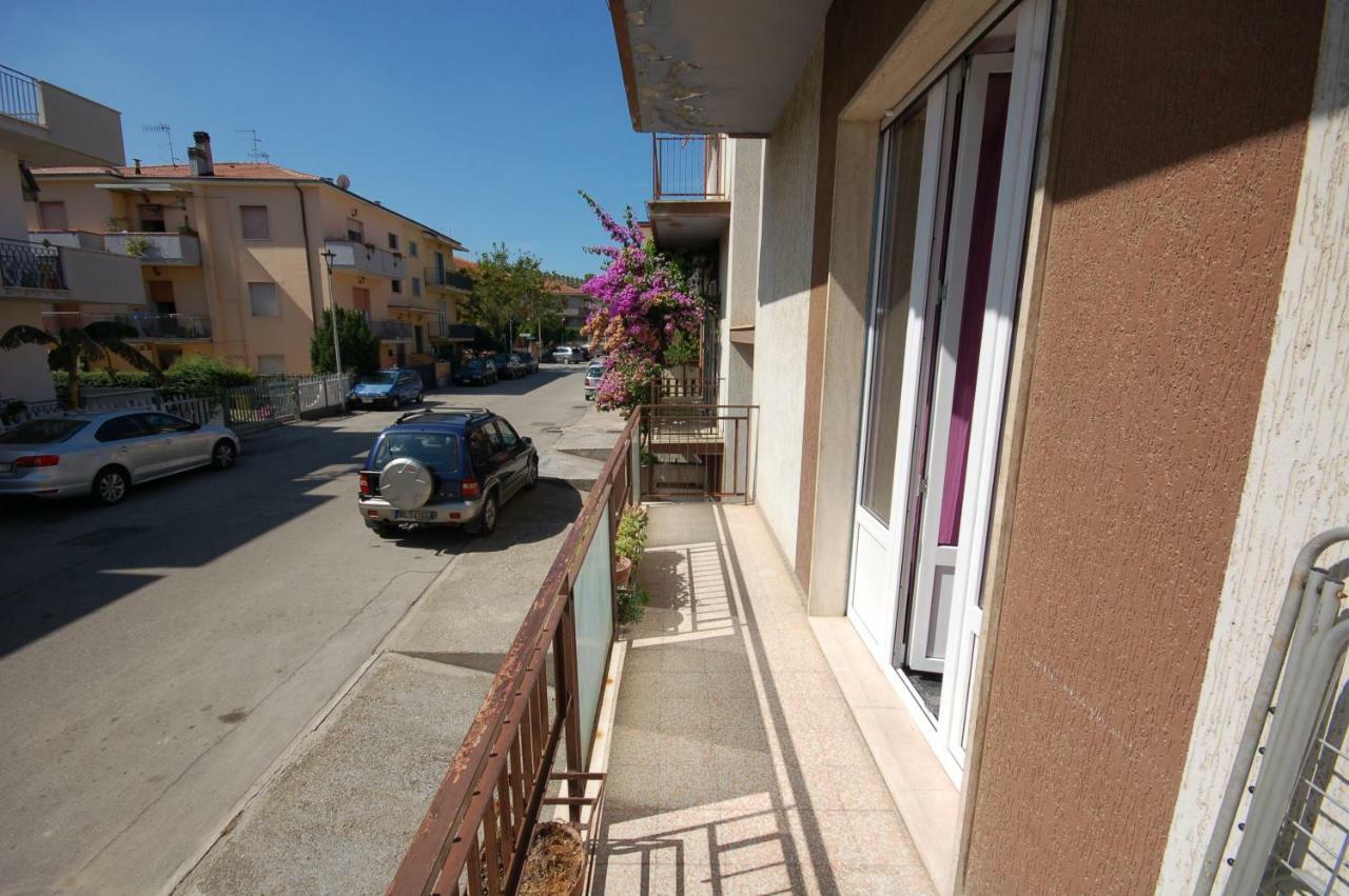 Appartamento Al Mare A Silvi Marina Exteriör bild